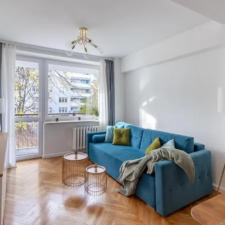 Urban Chic - Stare - Cozy And Stylish - Anielewicza Apartman Varsó