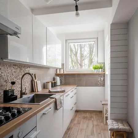 Urban Chic - Stare - Cozy And Stylish - Anielewicza Apartman Varsó